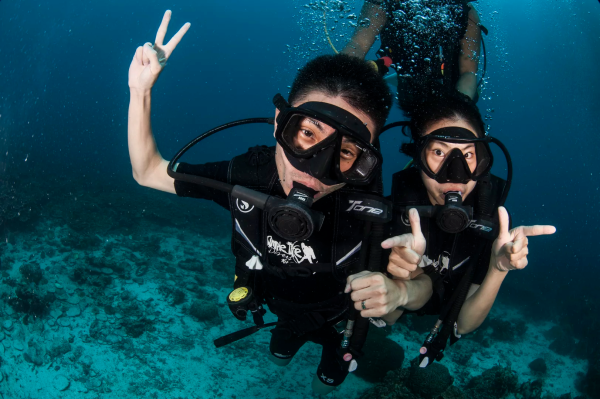 Private Boat VIP Trip Hurghada - Image 4
